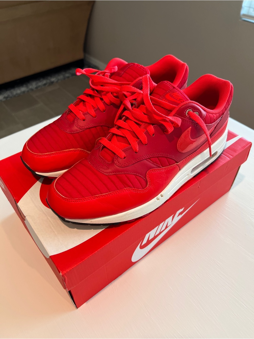 Nike Red Air Max 1